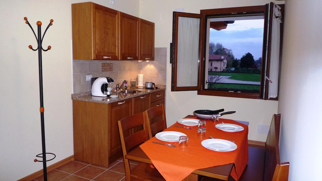Agriturismo Ai Laghi Pocenia Quarto foto